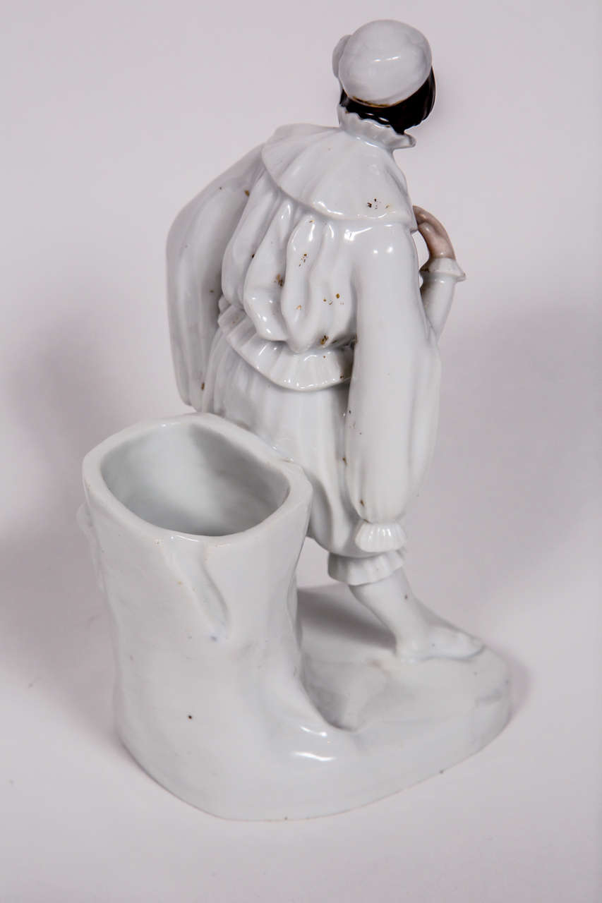 1880s Pair of Staffordshire Figure Vases 3