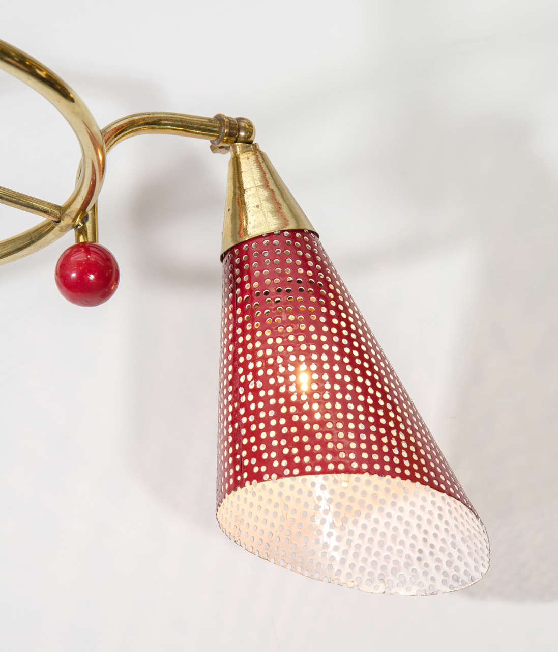 Italian Mid-Century Modern Three-Arm Chandelier in Brass and Red Enamel In Fair Condition In New York, NY