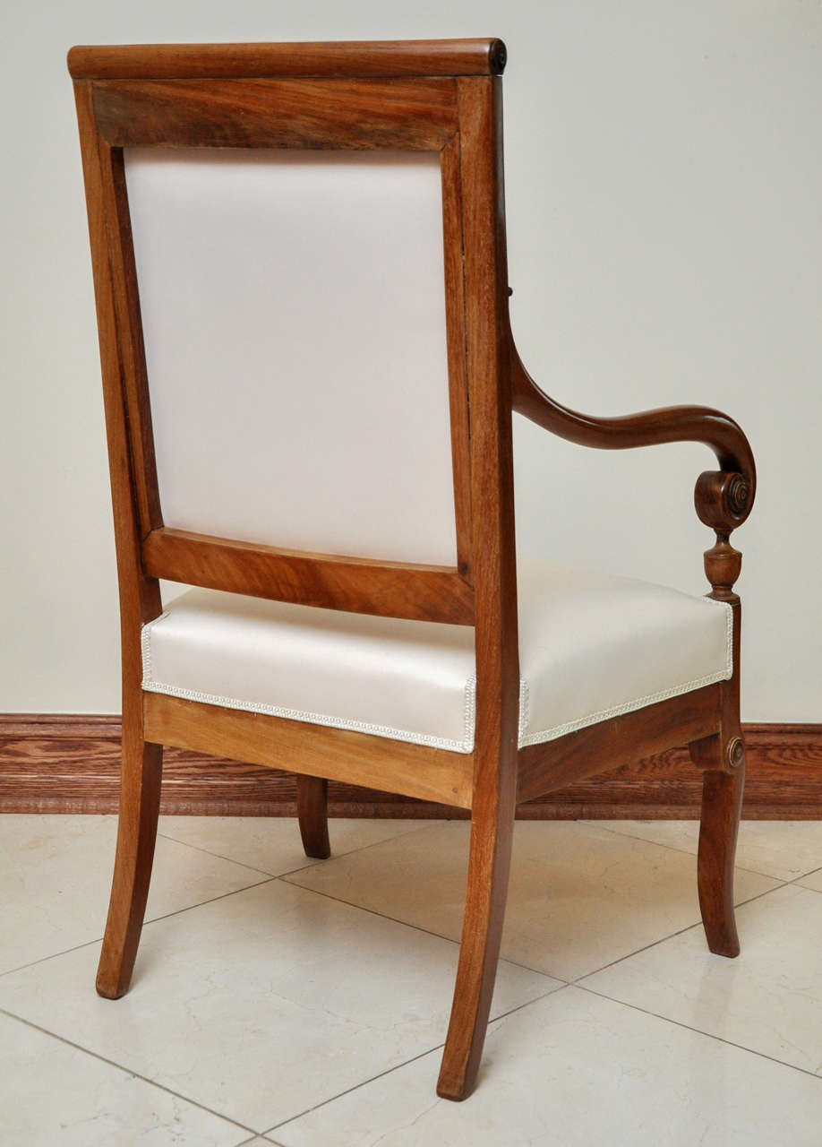 German Neoclassical Armchair, c. 1830 For Sale 3