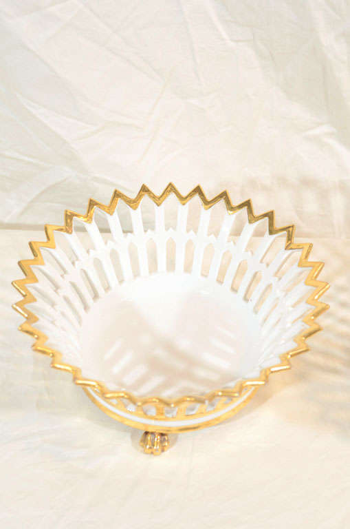 A Pair of French Gilded Low Porcelain Baskets 3