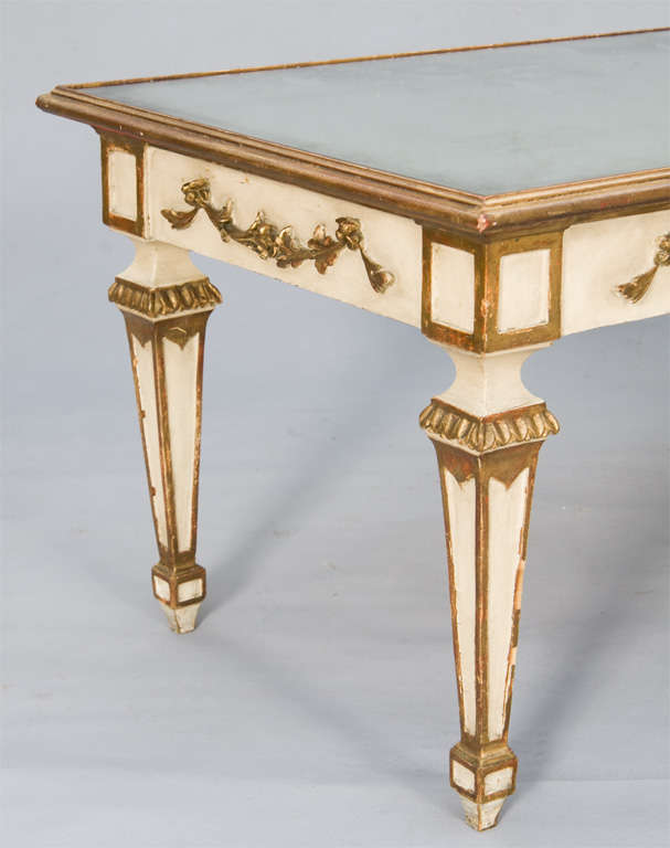 Painted and Parcel Gilt Coffee Table with Mirrored Top In Good Condition In West Palm Beach, FL