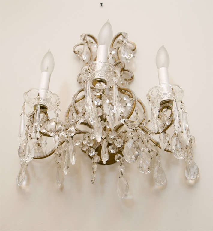 Crystal Pair of Italian Maria Theresa Style Beaded Sconces For Sale