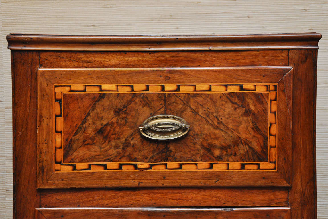 Italian Chest with Geometric Inlay In Excellent Condition For Sale In Northfield, IL