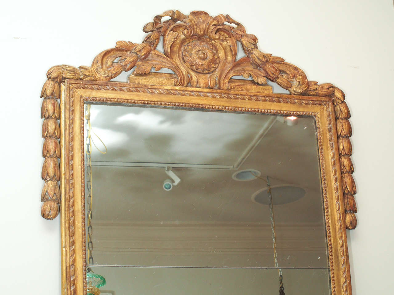 Finely Carved Louis XVI Style Giltwood Mirror For Sale 1