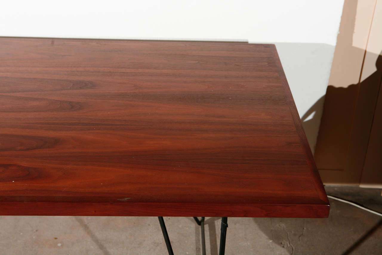 Luther Conover Table In Good Condition In Los Angeles, CA