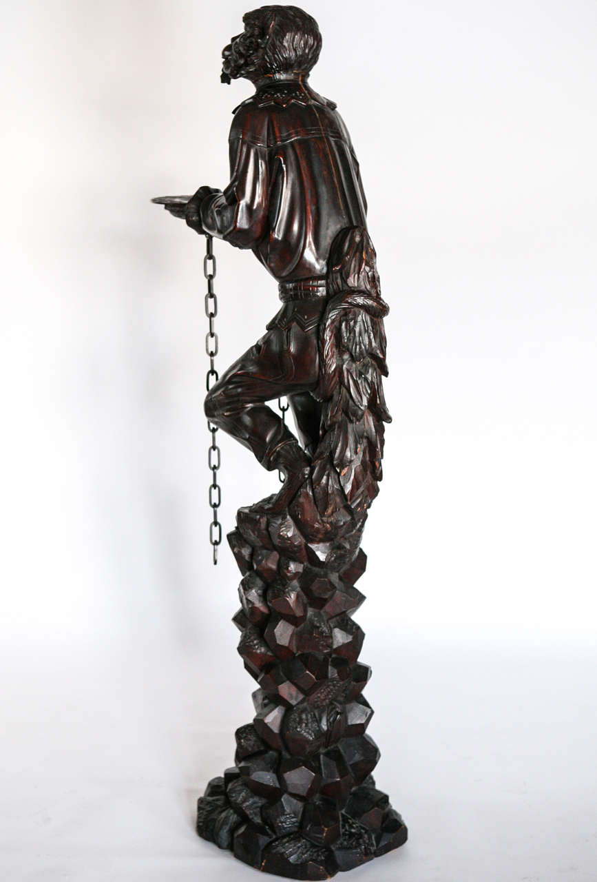 Walnut 19th Century Venetian Figural Monkey Dumbwaiter For Sale