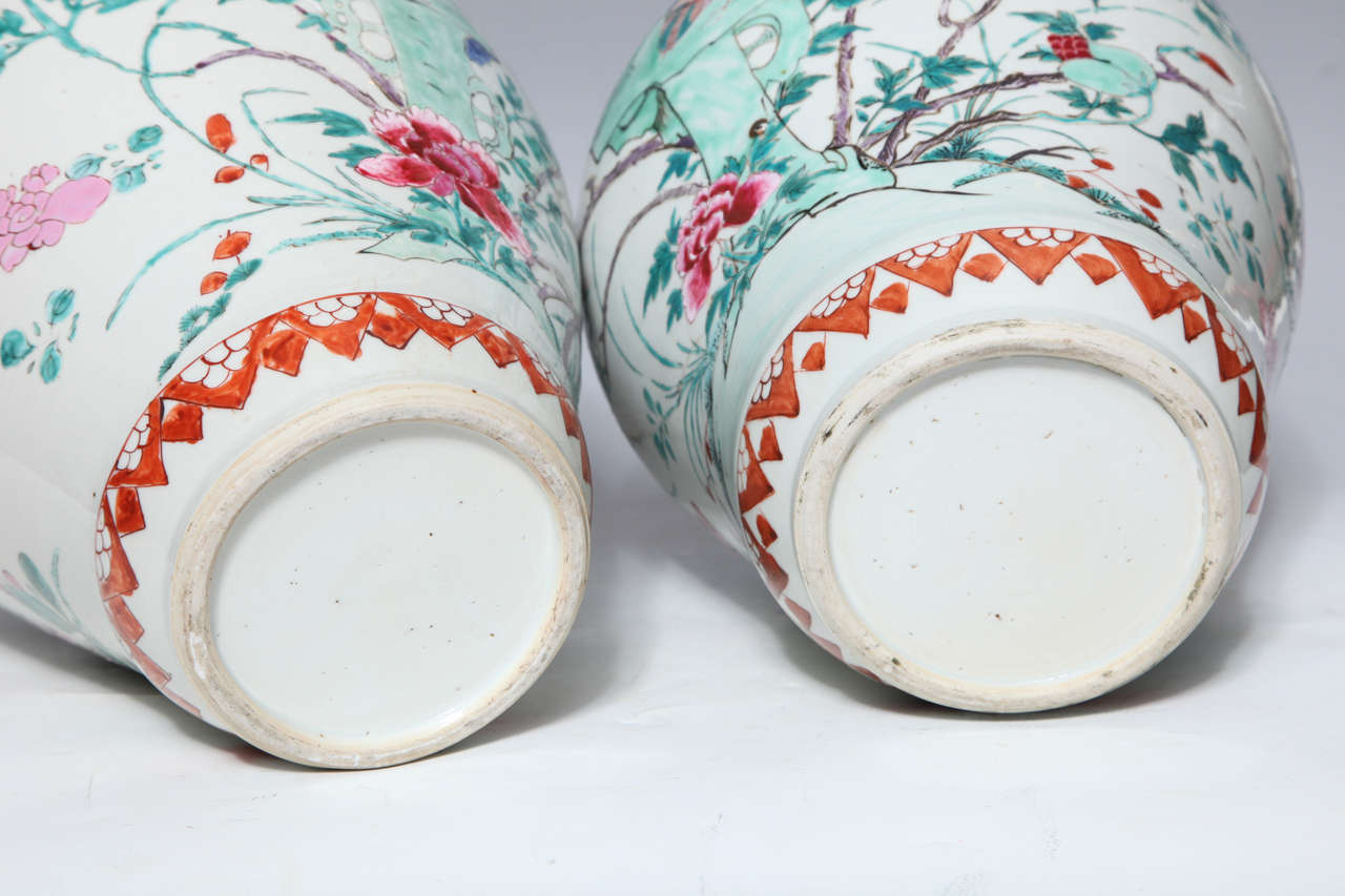 Pair of 18th Century Chinese Export Porcelain Famille Rose Covered Jars For Sale 6