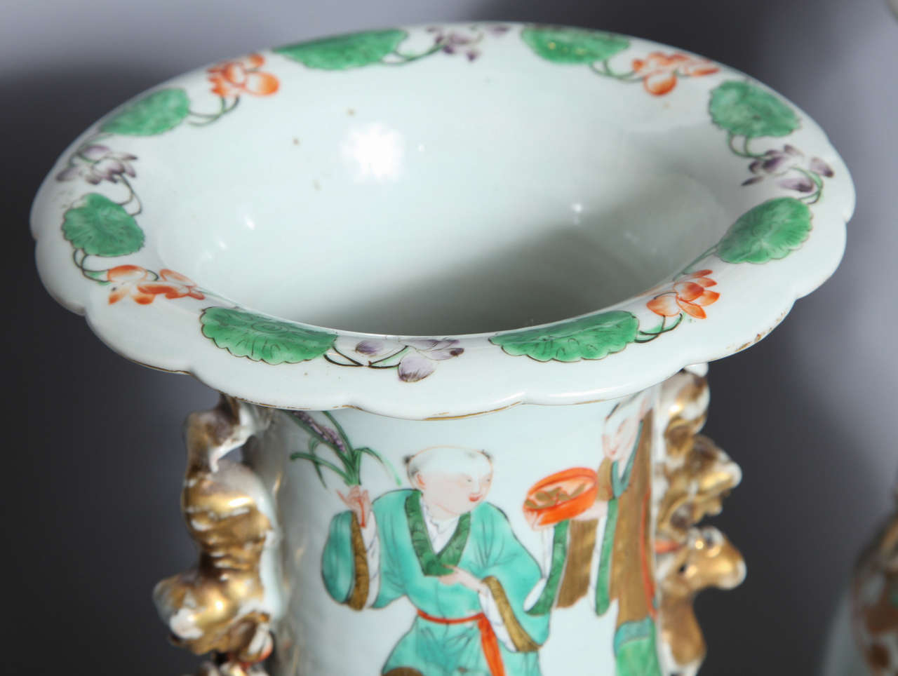 Pair of Chinese Porcelain Vases with Painted Figures and Chinese Poems in Gold For Sale 1