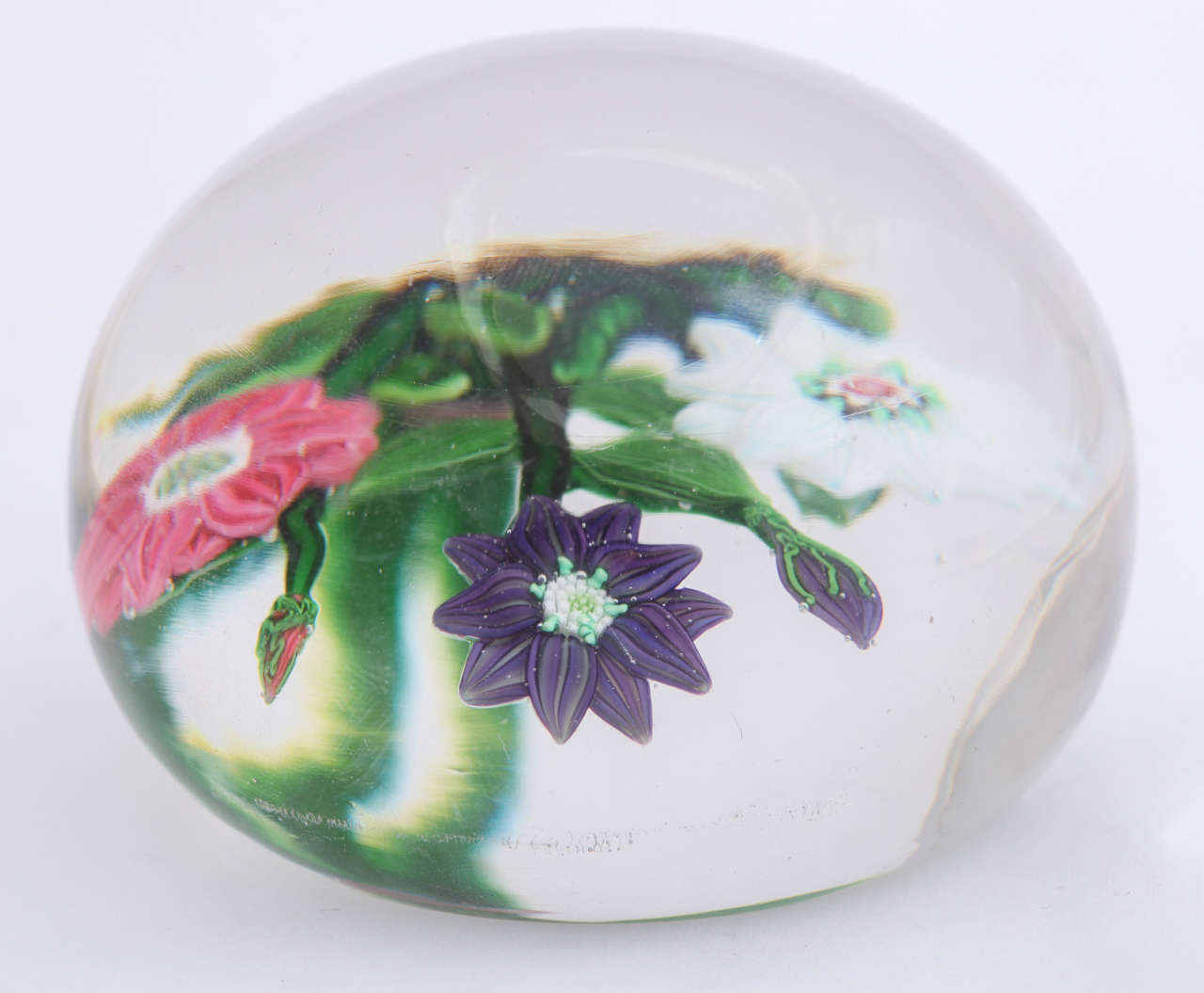 A Rare And Fine Antique Clichy Three Flower Bouquet Paperweight For Sale 1