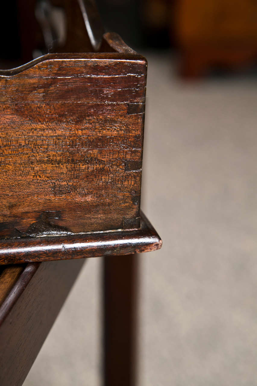 Mahogany Butlers Tray Table, late 19th C., England For Sale 1