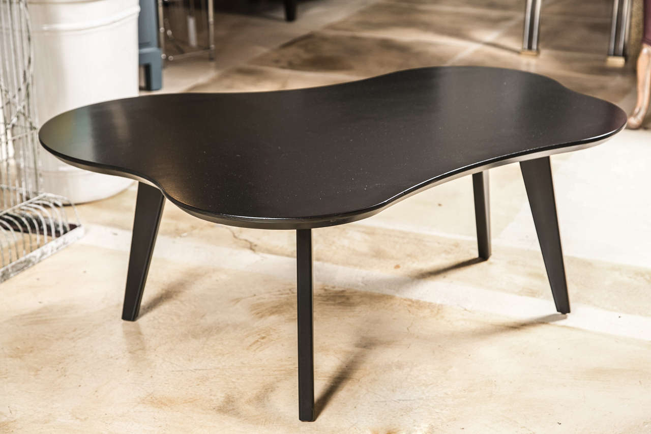 20th Century Knoll Coffee Table For Sale