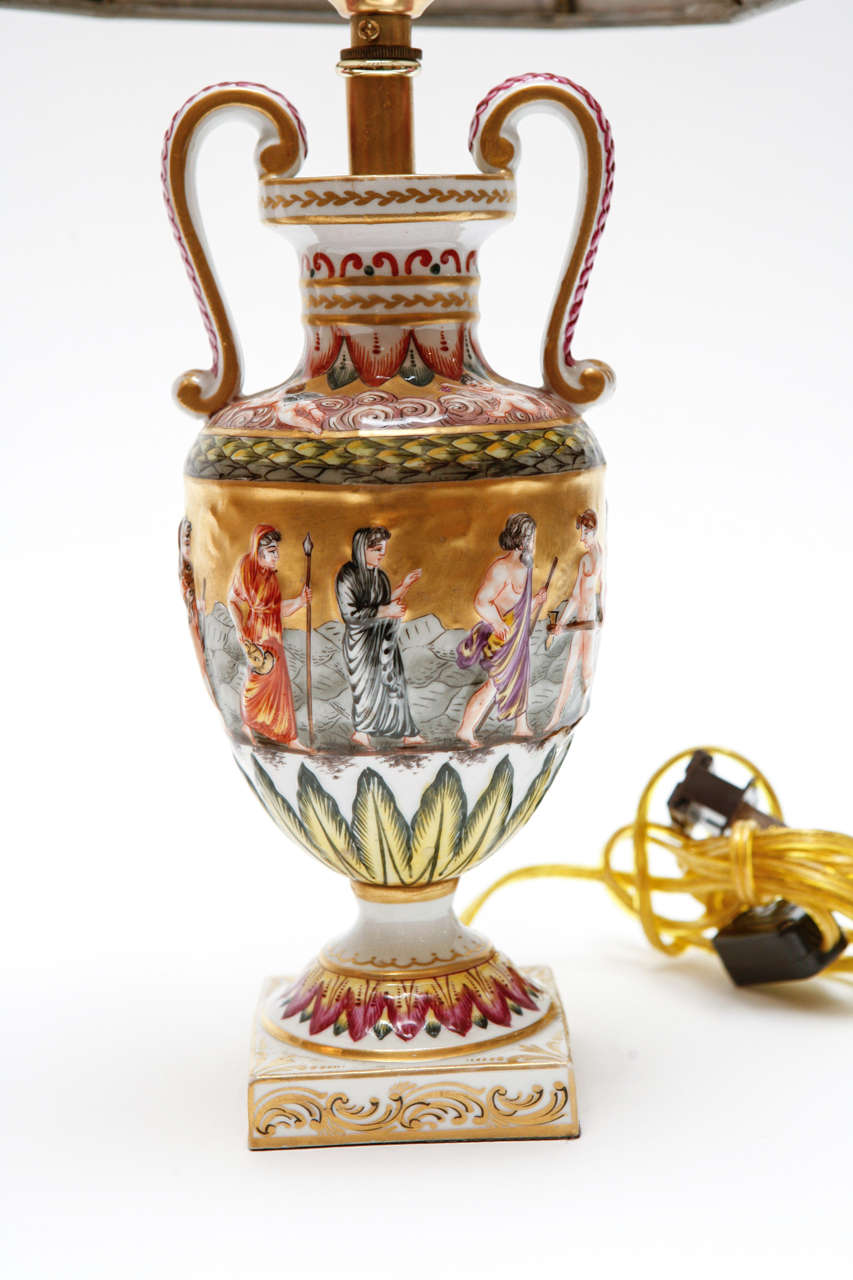 Pair of 19th Century Italian Capodimonte Lamps In Excellent Condition In Los Angeles, CA