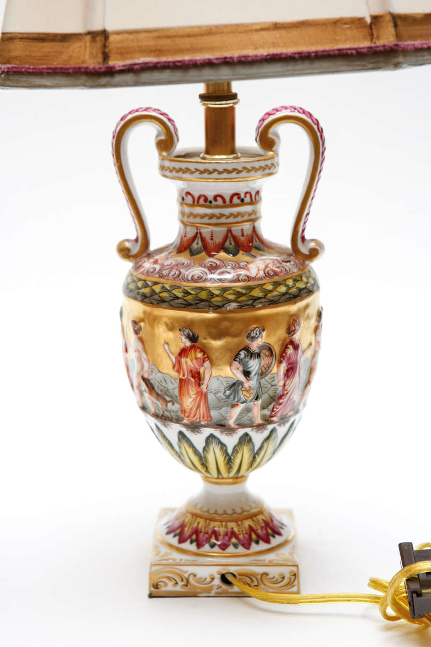 Pair of 19th Century Italian Capodimonte Lamps 2