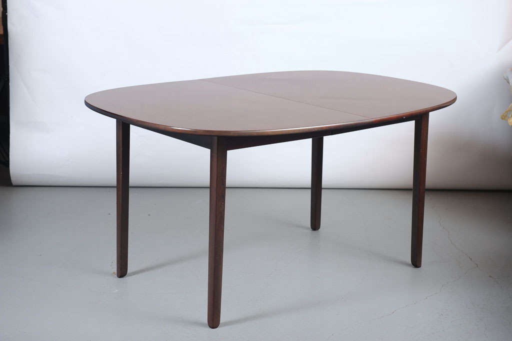 Dining table with three extension leaves with apron. Produced by P. Jeppesen. In Mahogany and in beautifully restored condition.
Second Length: 121