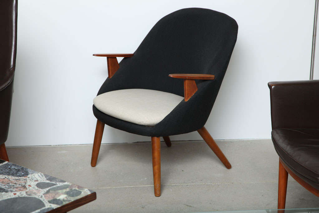 Teak 2-toned Penguin Shell Chair