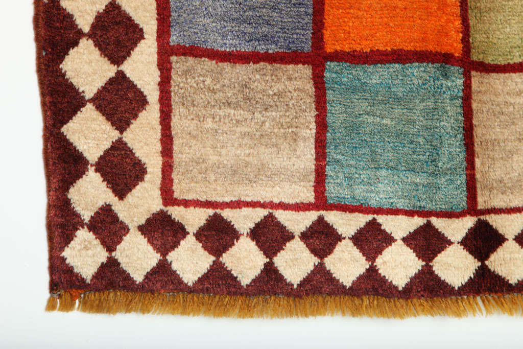Tappeto Tribale Persiano Gabbeh degli anni '40, Quadrati Multicolore, Lana, 3' x 6' In condizioni ottime in vendita a New York, NY