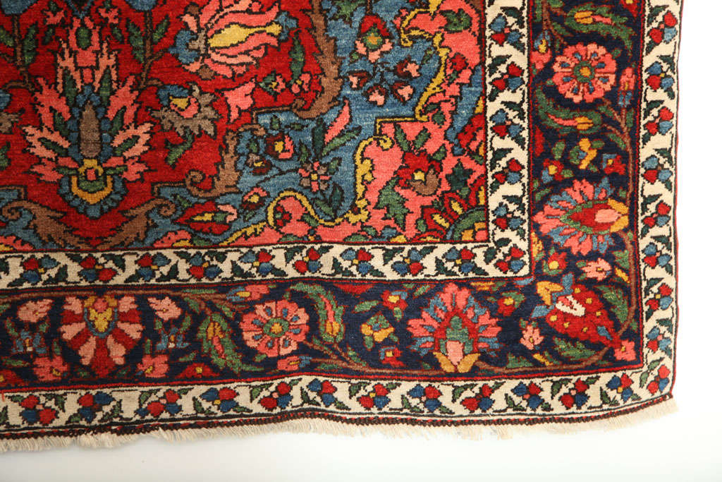 Early 20th Century Antique 1920s Persian Bibibaft Bakhtiari Rug, Queen Weave, 5' x 7' For Sale