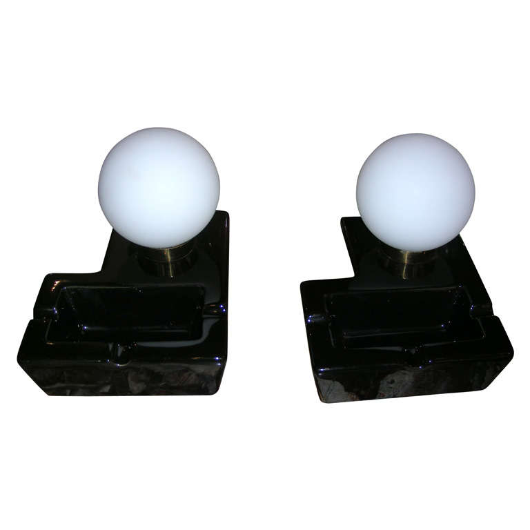 Zwei 1950er Jahre Lampen-Aschenbecher im Angebot