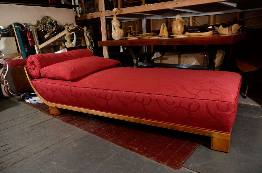 Upholstered Chaise with Shaped Back in Elm, German 1930s 7