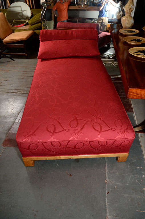 Upholstered Chaise with Shaped Back in Elm, German 1930s 4
