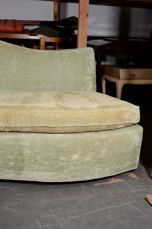 Mid-20th Century Armless Sofa Designed by Rose Cummings, American 1940s. For Sale