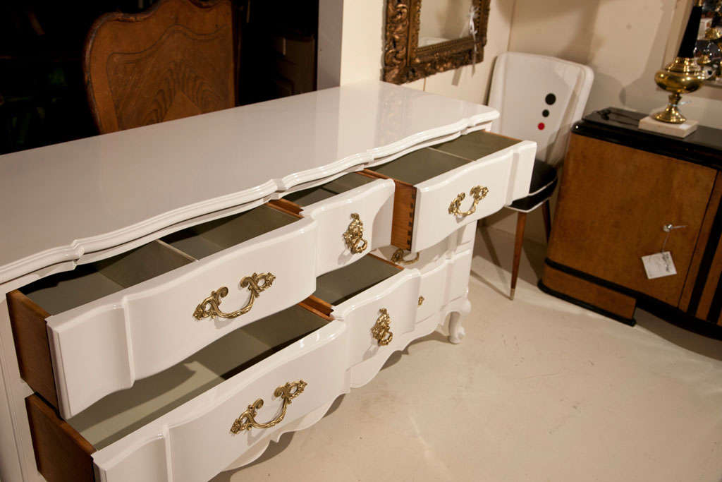 French Louis XV Style White Lacquered Dresser 1