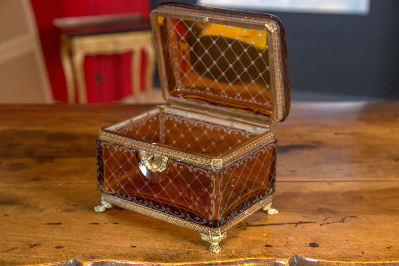 19th Century Amber Box In Good Condition In Stamford, CT