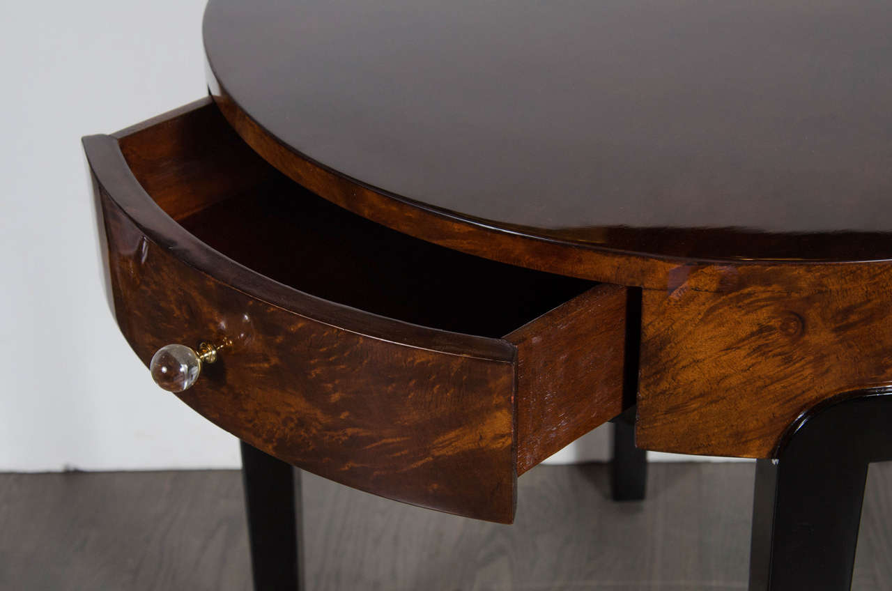 20th Century Superb Art Deco Streamlined Occasional/Side Table In Book-Matched Walnut