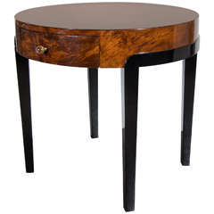 Superb Art Deco Streamlined Occasional/Side Table In Book-Matched Walnut Superb Art Deco Streamlined Occasional/Side Table In Book-Matched Walnut