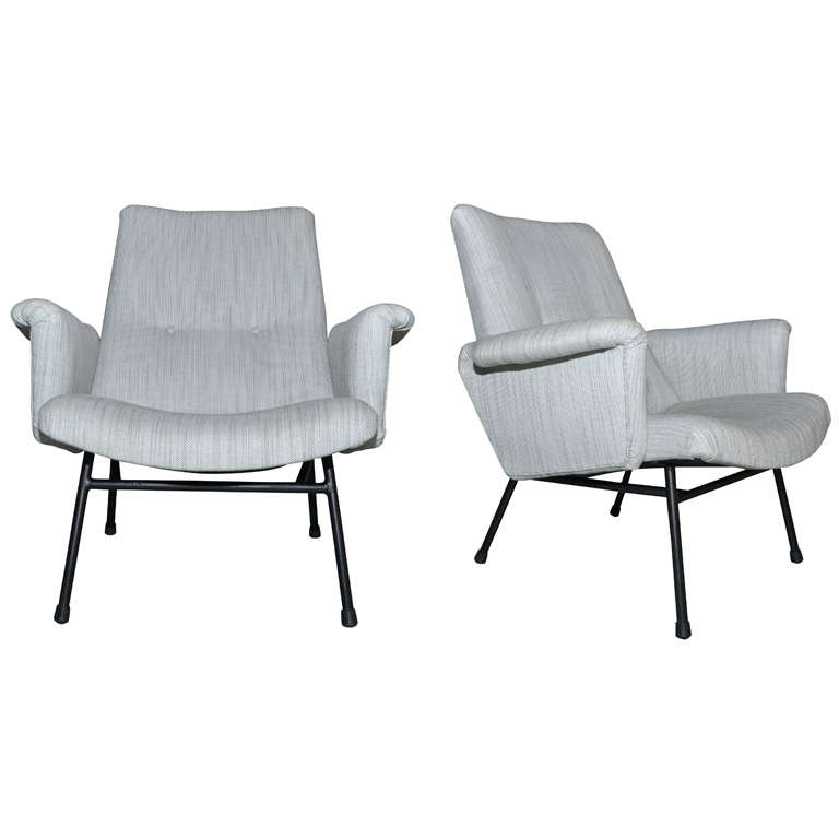 Two 1950s "SK 660" Armchairs by P. Guariche Edited by Steiner For Sale
