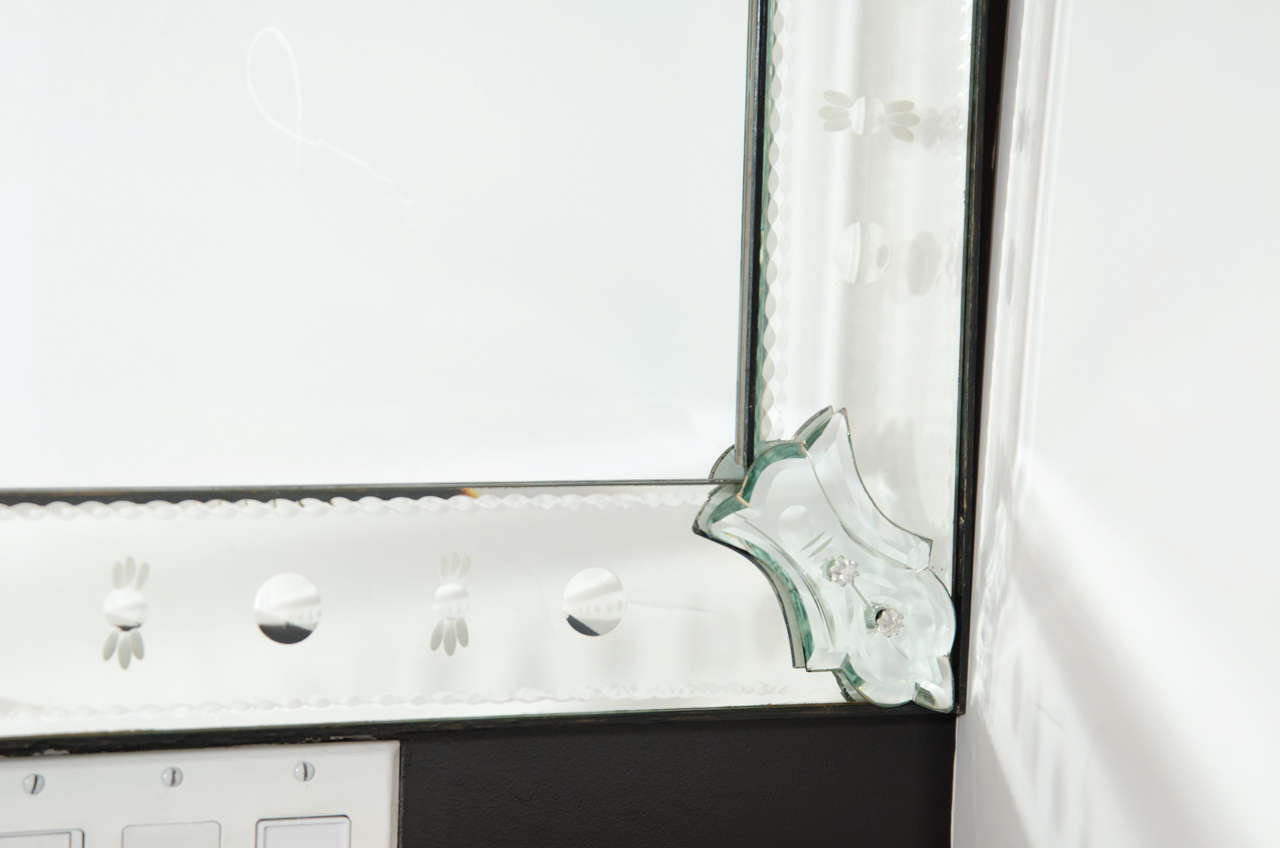 Mid-Century Modern Elegant Venetian Mirror with Reverse Etched Designs