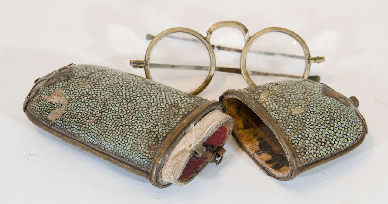 Antique Eyeglasses with Shagreen Case In Good Condition For Sale In New York, NY