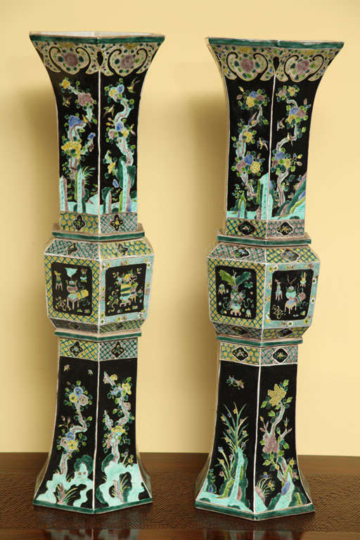 Porcelain Vases Famille Noir