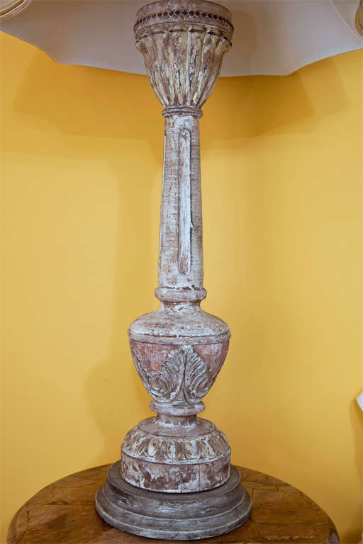 20th Century Pair of Carved and Painted Wooden Italian Lamps