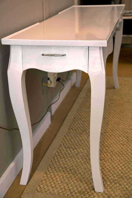 White Lacquered Console Table