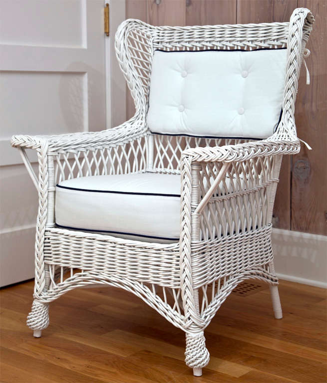 Antique Heywood Wakefield Wicker Wing Back Chairs In Excellent Condition In Old Saybrook, CT