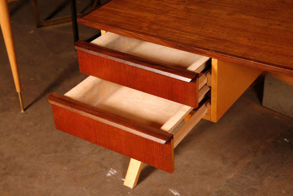 Mid-20th Century writing desk tyoe EB02 by Cees Braakman for Pastoe For Sale