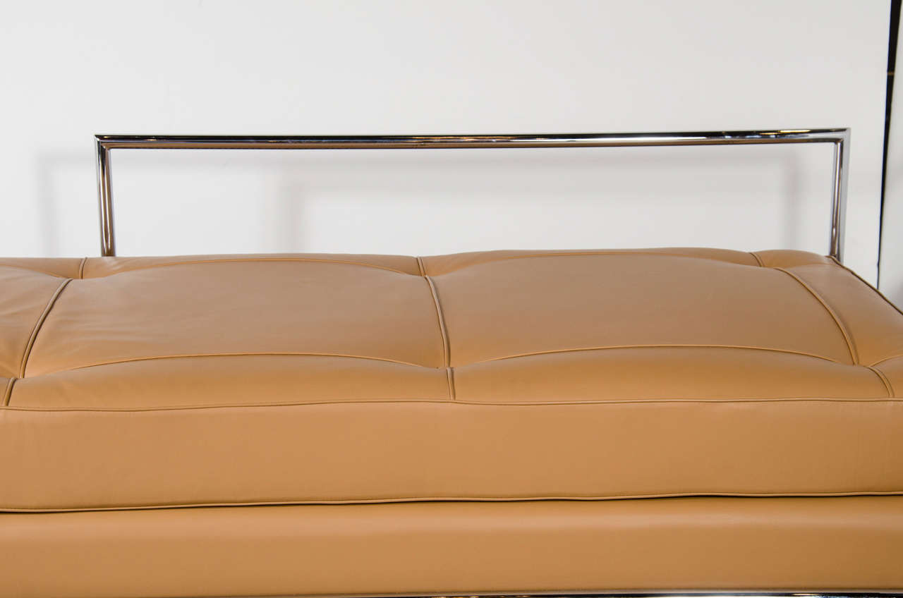 Mid-Century Modern Outstanding Daybed Designed by Eileen Gray