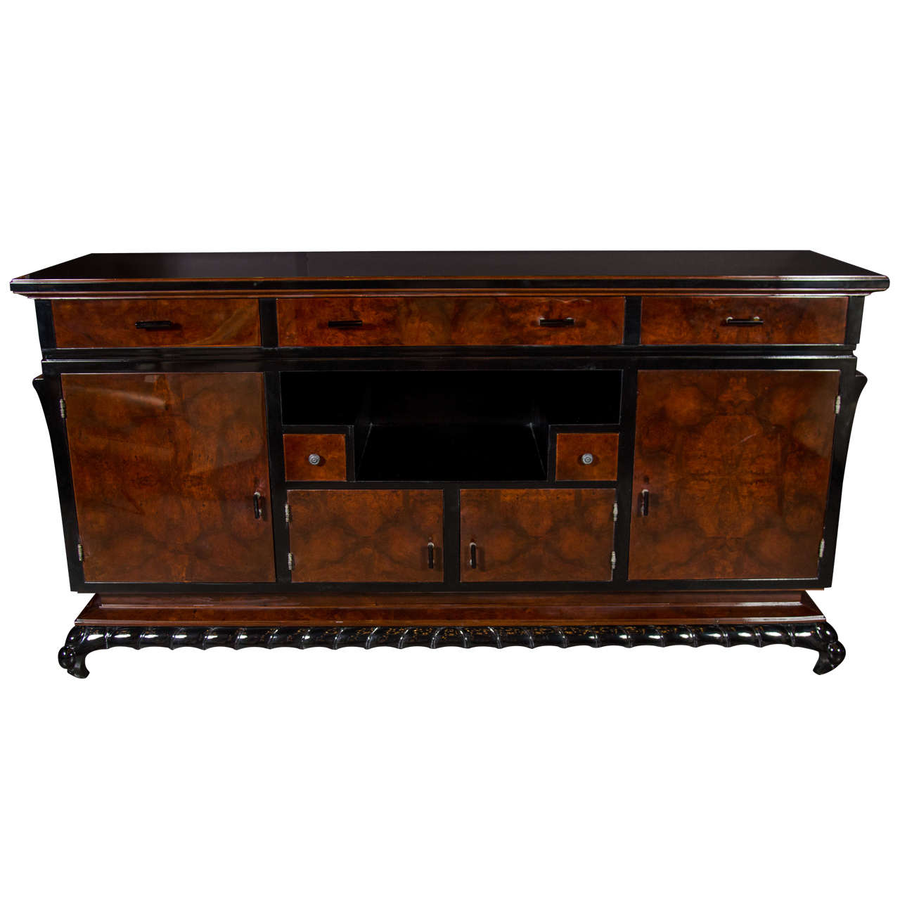 Exceptional Art Deco Sideboard in Bookmatched Burl Walnut and Central Niche