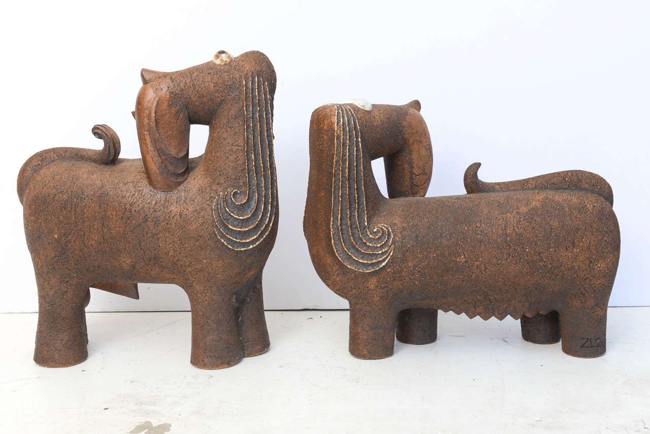  Set of Two Artisan Earthen Ware Daushound Sculptures  In Excellent Condition For Sale In West Palm Beach, FL