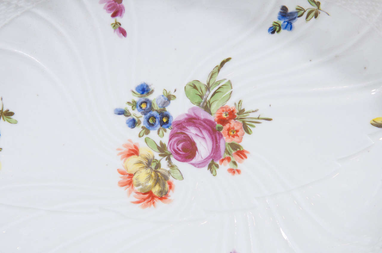 Antique Imperial Vienna Porcelain Dishes Painted with Flowers In Excellent Condition In Katonah, NY