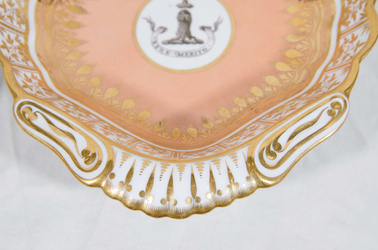 Neoclassical Pair of Spode Armorial Dishes with Phipps Family Crest & Motto: Re E Merito