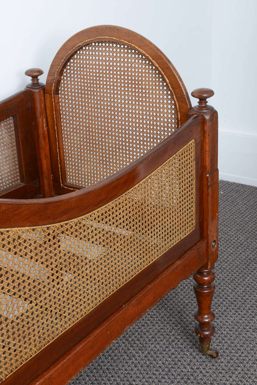 American Rare 19th Century Mahogany Babies or Dolls Cradle