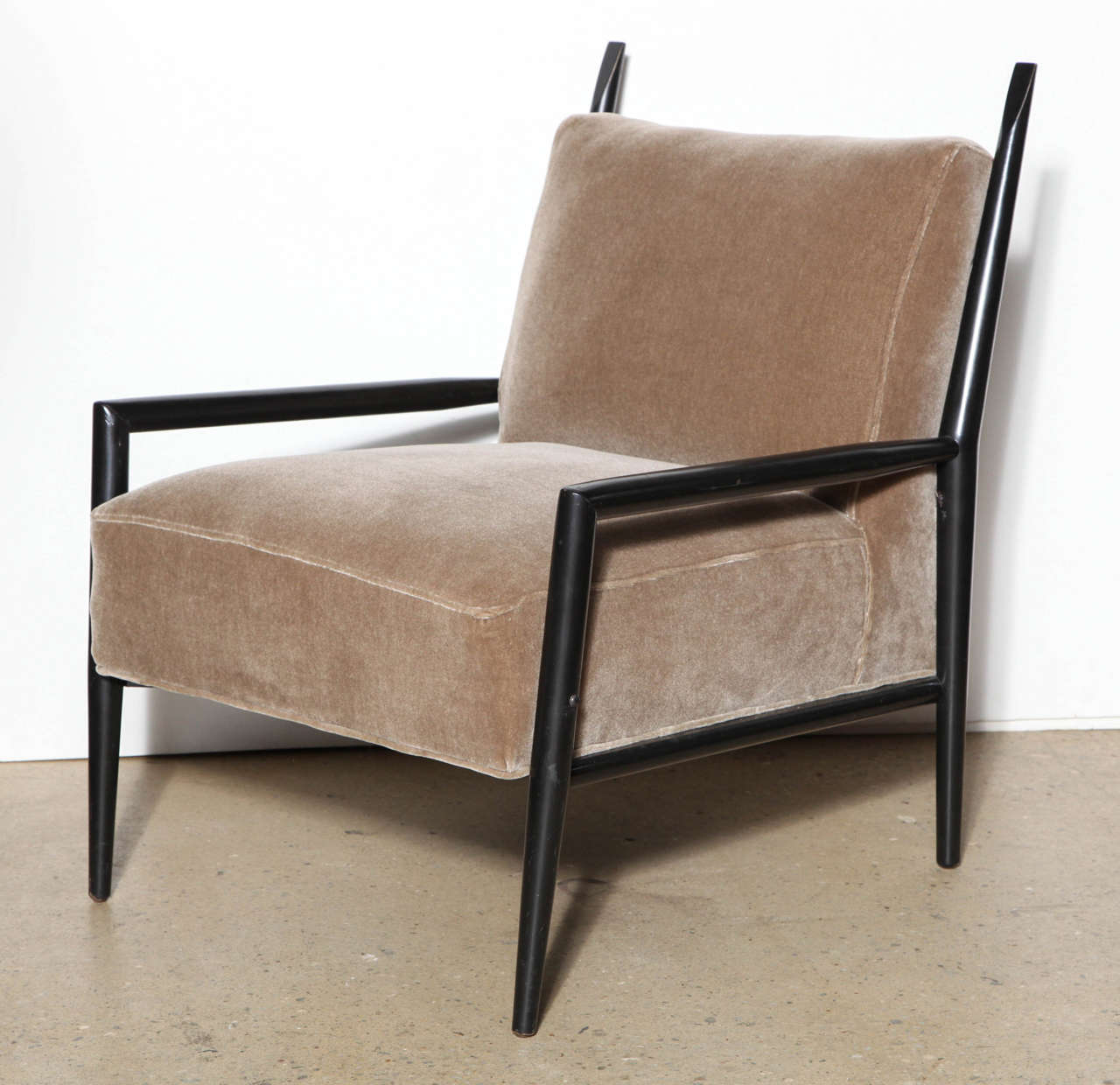 Early Paul McCobb Planner Group for Winchendon Furniture 3082E black club chair. Featuring an ebonized Black wood frame and newly upholstered with Taupe Mohair Cashmere. Original finish.