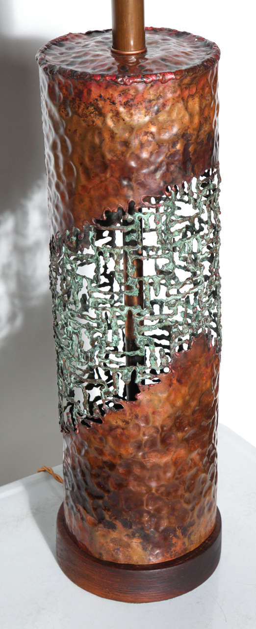 Große Tischlampe aus Kupfer mit Fackelschliff von Marcello Fantoni für Raymor (Mitte des 20. Jahrhunderts)