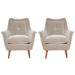 pair of elegant 1950s Club Chairs