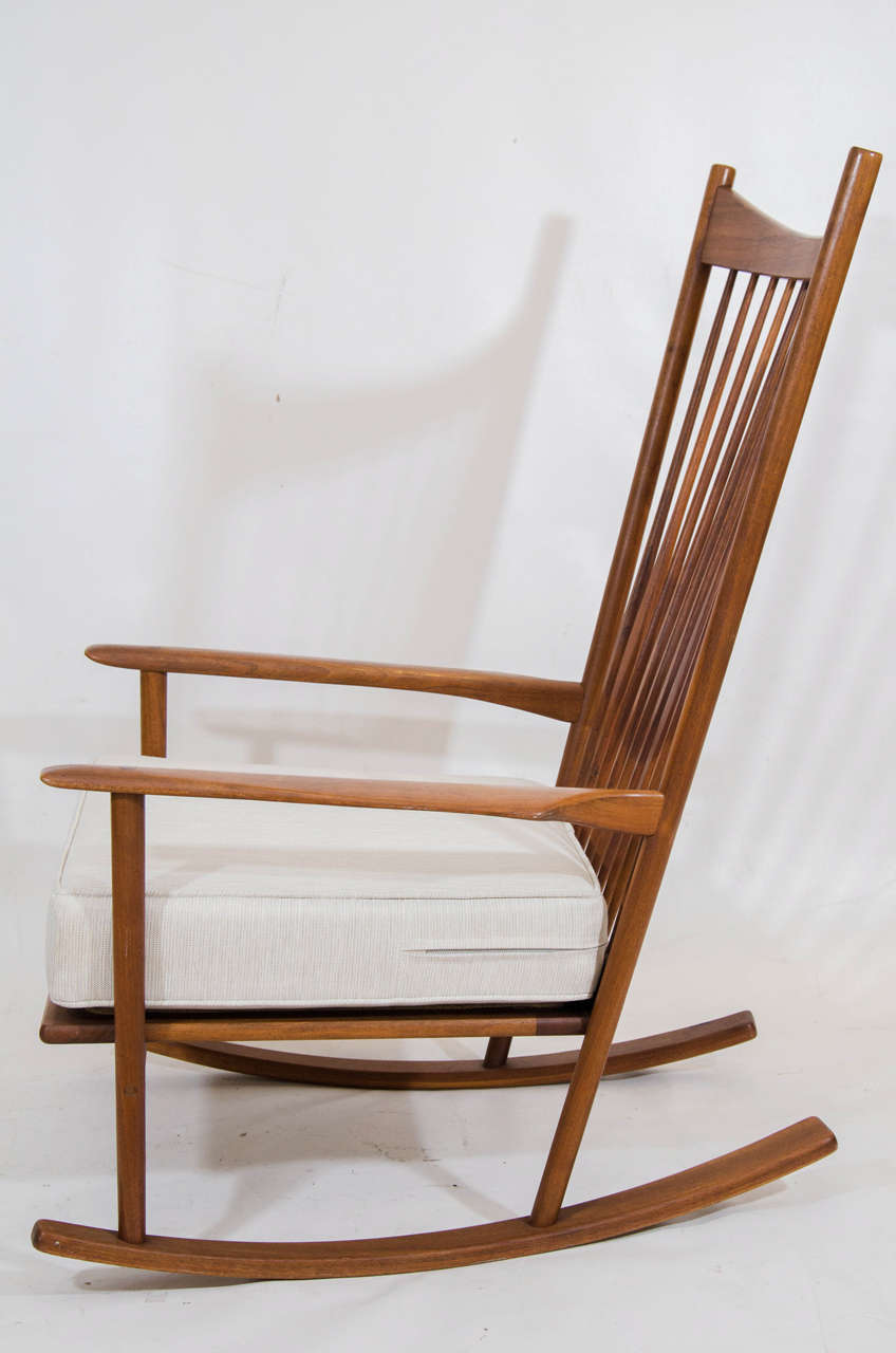 Rocking Chair by Hans Olsen In Good Condition In New York, NY