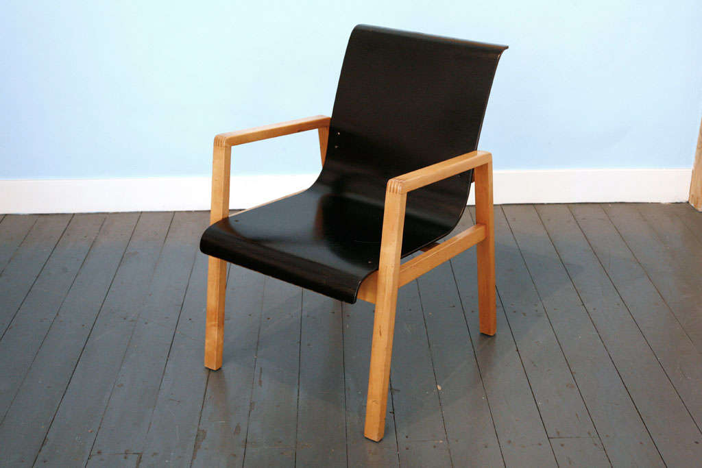 Finnish Hallway Chair by Alvar Aalto For Sale