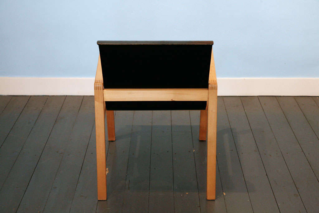 Hallway Chair by Alvar Aalto For Sale 1