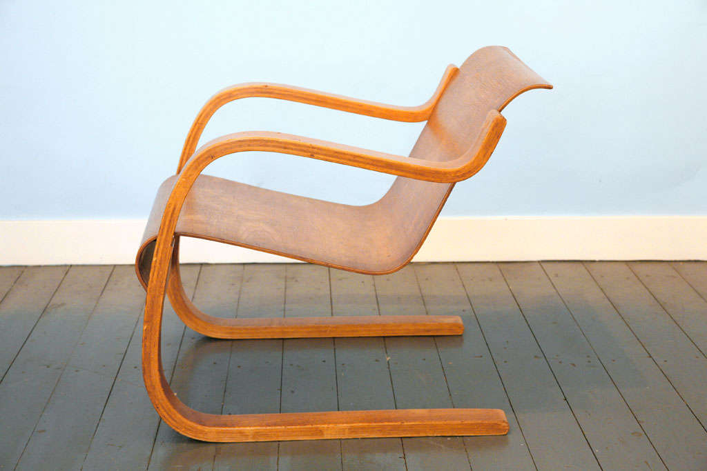 Mid-20th Century Cantilever Chair nr. 31 by Alvar Aalto